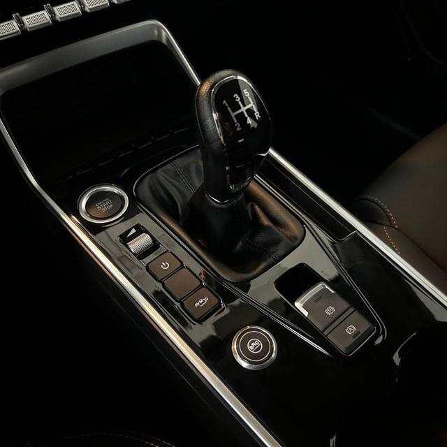 EMC Sei usata, con Sedile posteriore sdoppiato