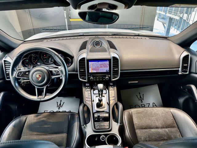 PORSCHE Cayenne usata, con Regolazione elettrica sedili