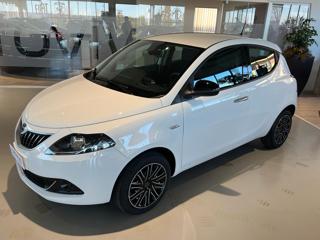 LANCIA Ypsilon usata, con Airbag