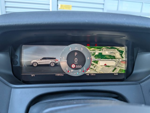 LAND ROVER Range Rover Velar usata, con Controllo trazione