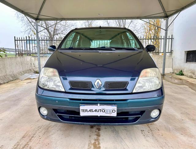 RENAULT Scenic usata, con Airbag