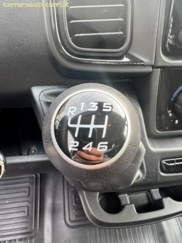 TOYOTA Proace Max usata, con Specchietti laterali elettrici