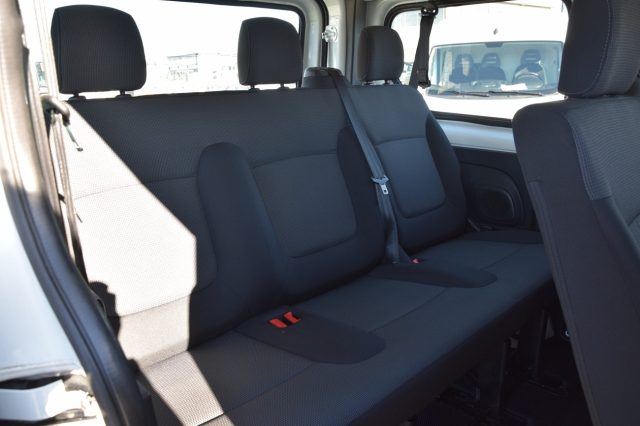 RENAULT Trafic usata, con Specchietti laterali elettrici