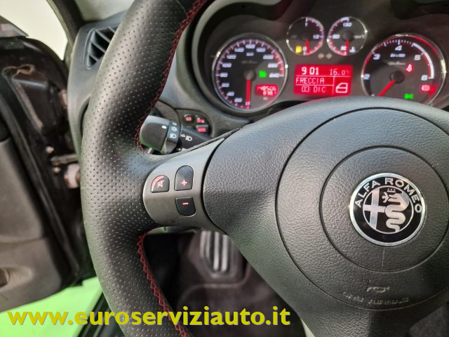 ALFA ROMEO GT usata 26