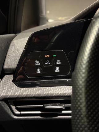 VOLKSWAGEN Golf R usata, con Luci diurne LED