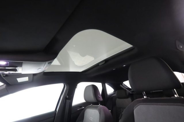 VOLKSWAGEN Taigo usata 7
