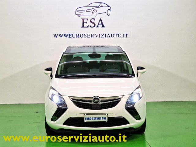 OPEL Zafira Tourer usata, con Autoradio
