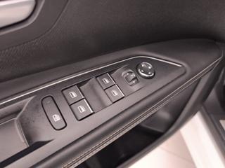 PEUGEOT 5008 usata, con Tettuccio apribile