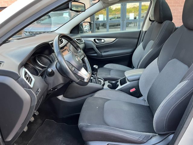 NISSAN Qashqai usata, con Autoradio