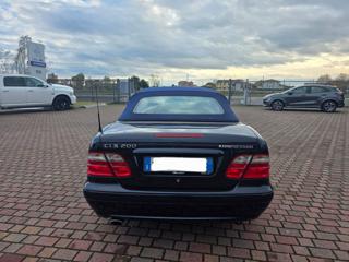 MERCEDES-BENZ CLK 200 usata, con Autoradio