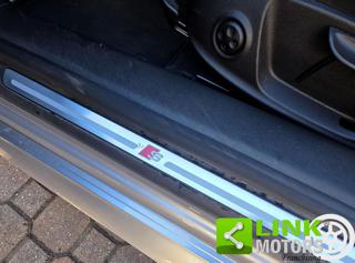 AUDI TT usata, con USB