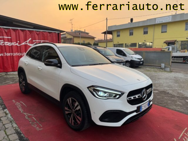 MERCEDES-BENZ GLA 200 usata, con Airbag