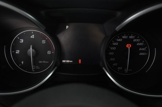 ALFA ROMEO Stelvio usata 5