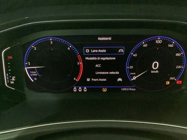 VOLKSWAGEN T-Roc usata, con Servosterzo