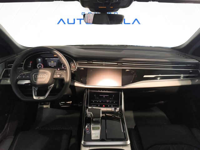 AUDI Q8 usata, con Volante in pelle