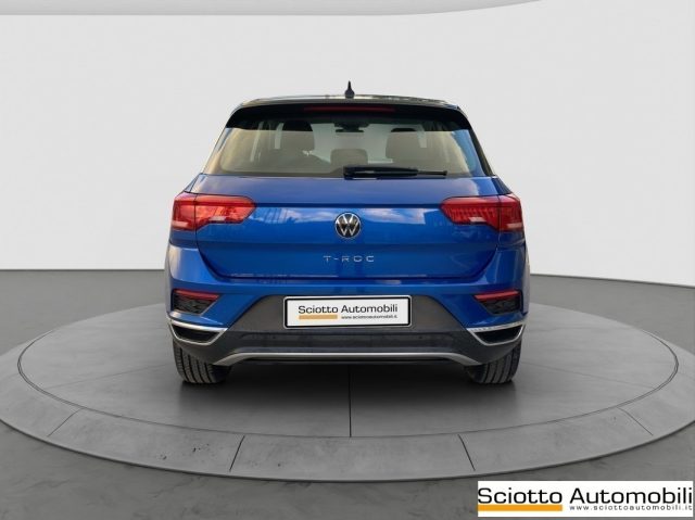 VOLKSWAGEN T-Roc usata, con Autoradio