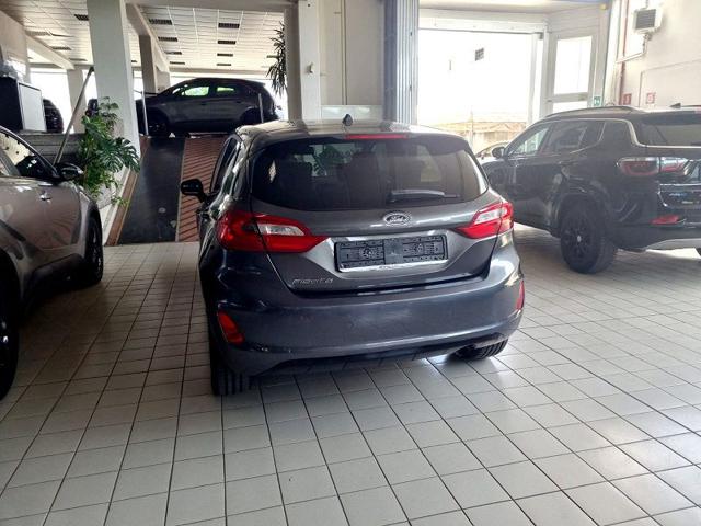 FORD Fiesta usata, con Autoradio