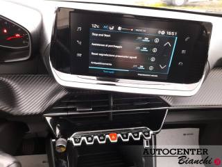 PEUGEOT 2008 usata, con Sensori di parcheggio posteriori
