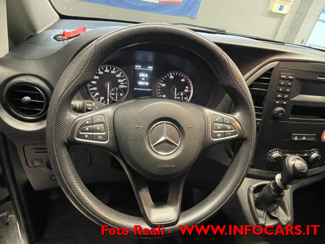 MERCEDES-BENZ Vito usata, con Bracciolo
