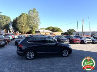 VOLKSWAGEN Tiguan usata, con Boardcomputer