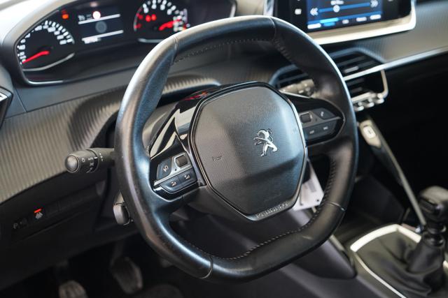 PEUGEOT 208 usata, con Sedile posteriore sdoppiato