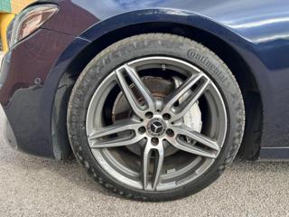 MERCEDES-BENZ E 220 usata, con Chiusura centralizzata