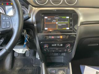 SUZUKI Vitara usata, con USB