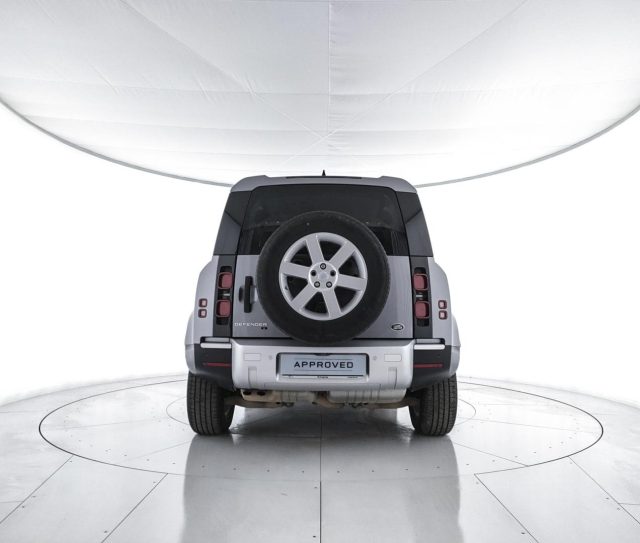 LAND ROVER Defender usata 6