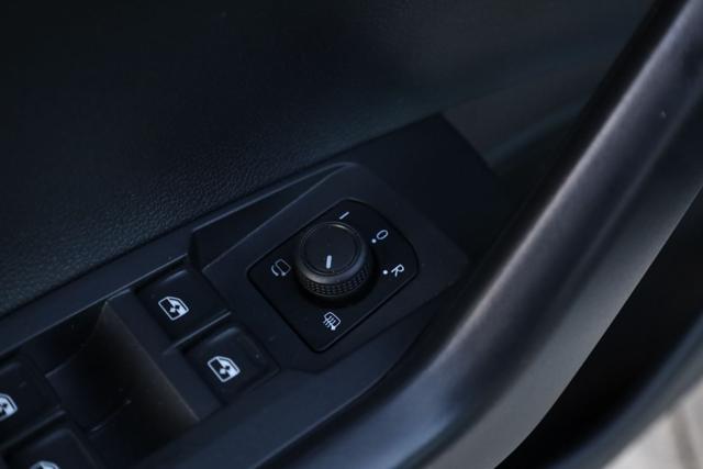 VOLKSWAGEN Taigo usata, con Volante in pelle