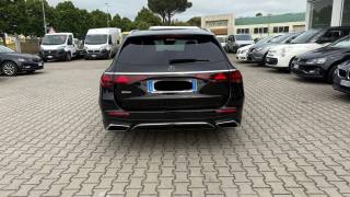 MERCEDES-BENZ E 220 usata, con Alzacristalli elettrici