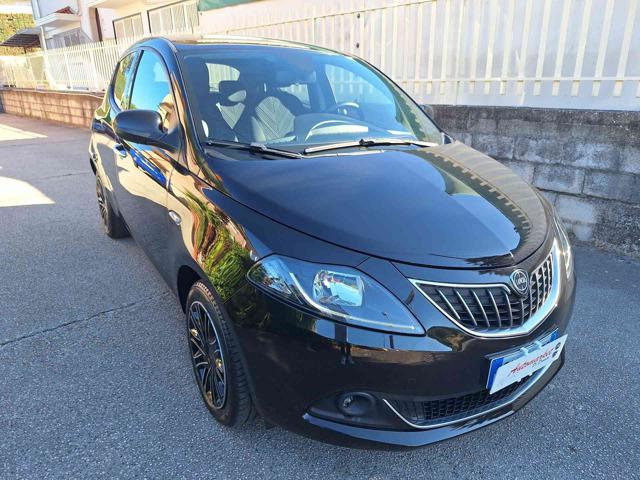 LANCIA Ypsilon usata, con ABS