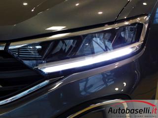 VOLKSWAGEN T-Roc usata, con MP3