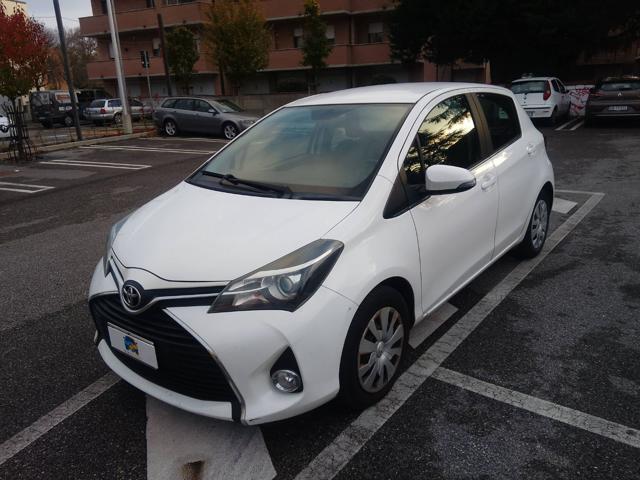 TOYOTA Yaris usata, con Alzacristalli elettrici