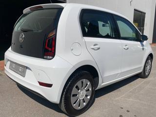 VOLKSWAGEN up! usata, con Autoradio