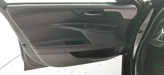 JAGUAR XE usata 61