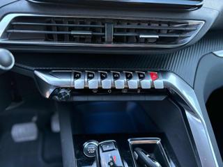 PEUGEOT 3008 usata, con Controllo automatico clima