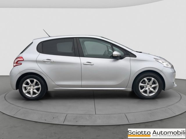 PEUGEOT 208 usata, con Climatizzatore