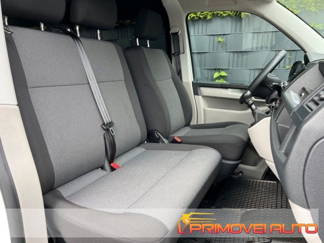 VOLKSWAGEN Caravelle usata 3