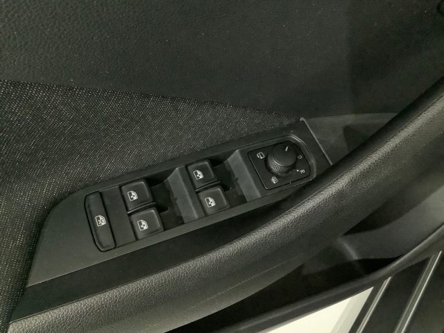 SKODA Kamiq usata, con Bluetooth