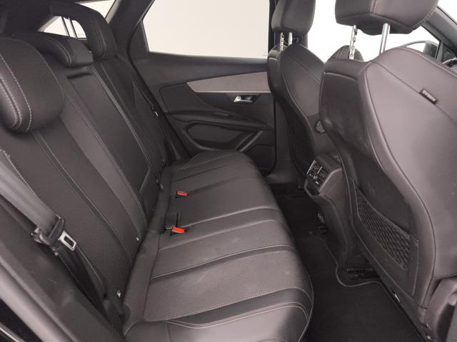 PEUGEOT 3008 usata, con Isofix