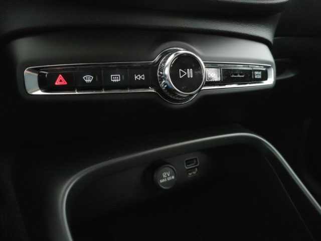 VOLVO XC40 usata, con Sistema di navigazione