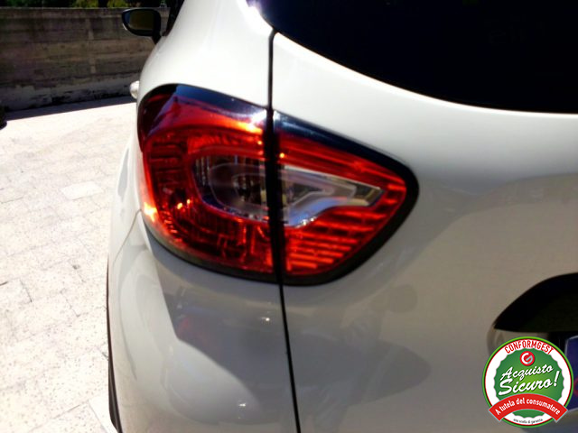 RENAULT Captur usata, con Luci diurne