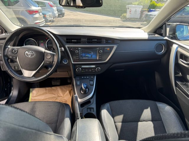 TOYOTA Auris Touring Sports usata, con Chiusura centralizzata