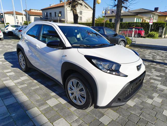 TOYOTA Aygo X usata, con Airbag laterali