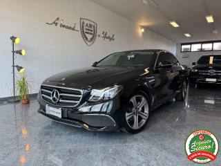 MERCEDES-BENZ E 200 usata, con Airbag