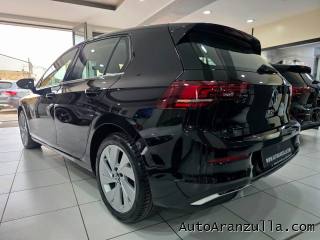 VOLKSWAGEN Golf usata, con Autoradio