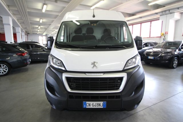 PEUGEOT Boxer usata, con ABS