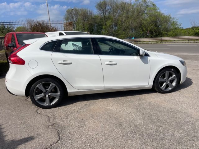 VOLVO V40 usata 5