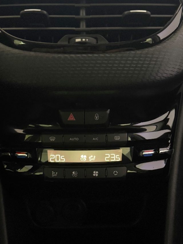 PEUGEOT 208 usata 16