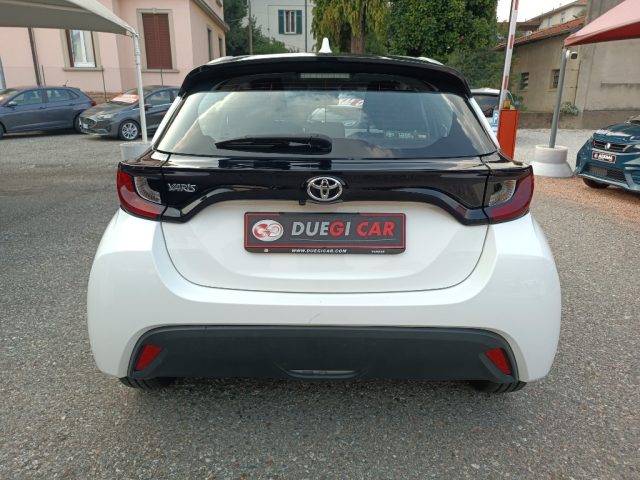 TOYOTA Yaris usata, con Autoradio